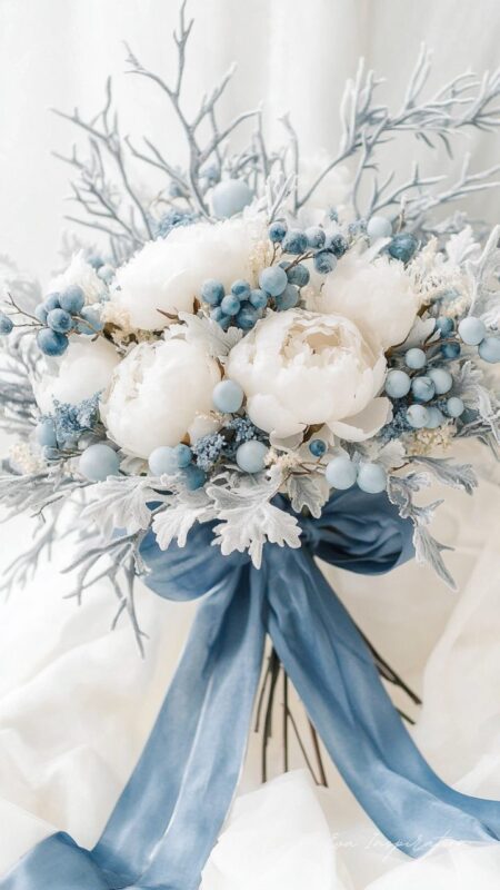 bouquet-bleu-blanc-mariage-hiver-1