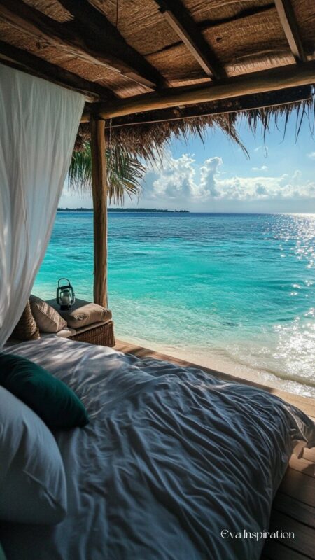 cabane-plage-lit-vue-sur-mer-voyage-de-reve