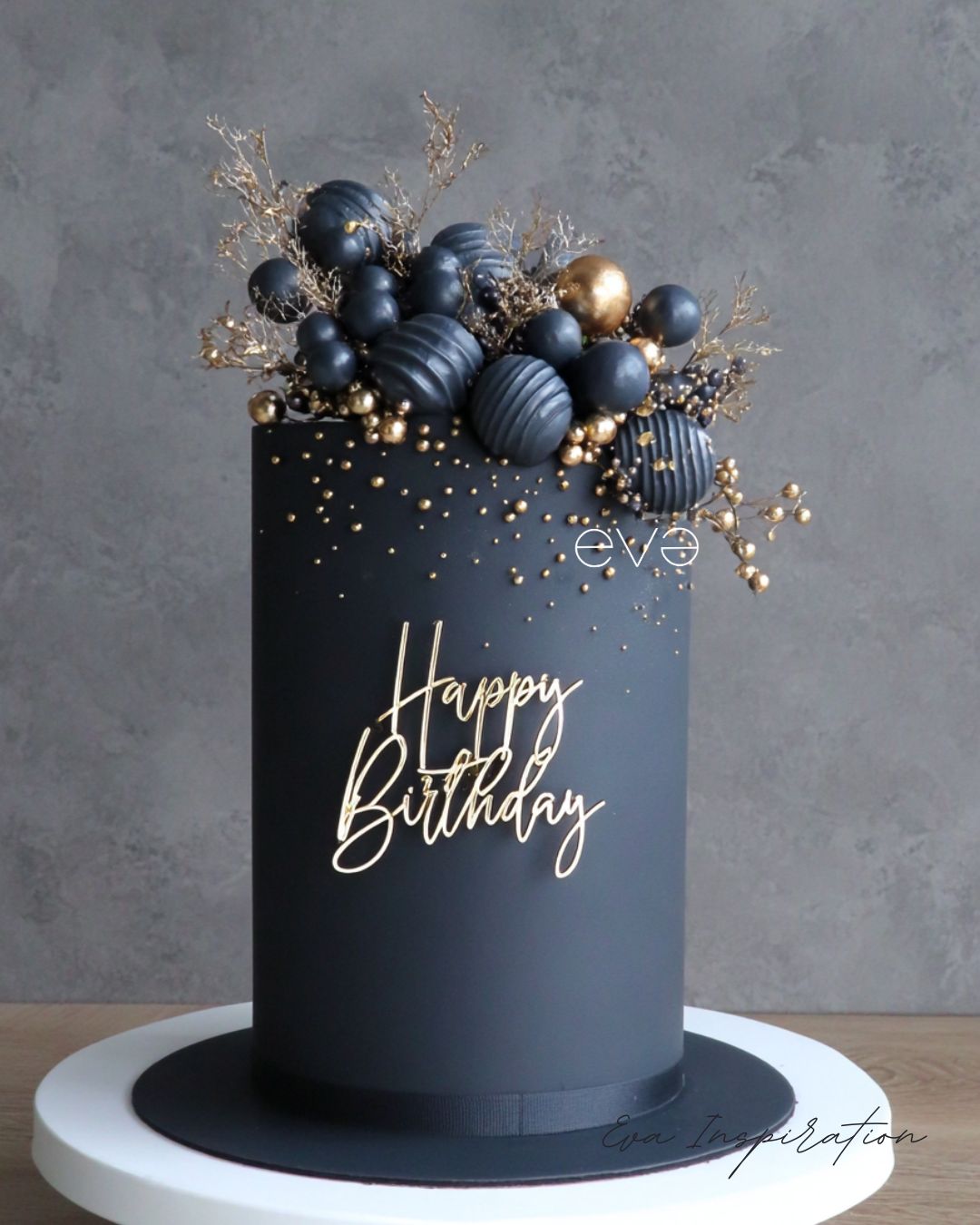 gateau anniversaire tres chic bleu et or beau pour homme layer cake
