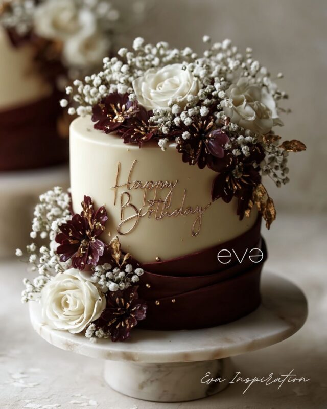 gateau bordeau et blanc floral anniversaire femme eva inspiration layer cake idee