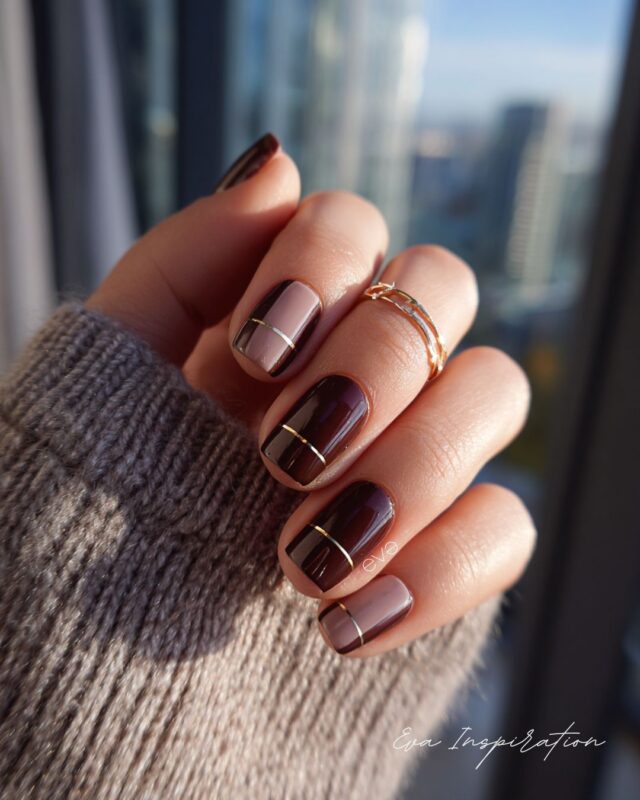 nail art glossy marron chocolat et moka gkace ligne or elegante eva inspiration