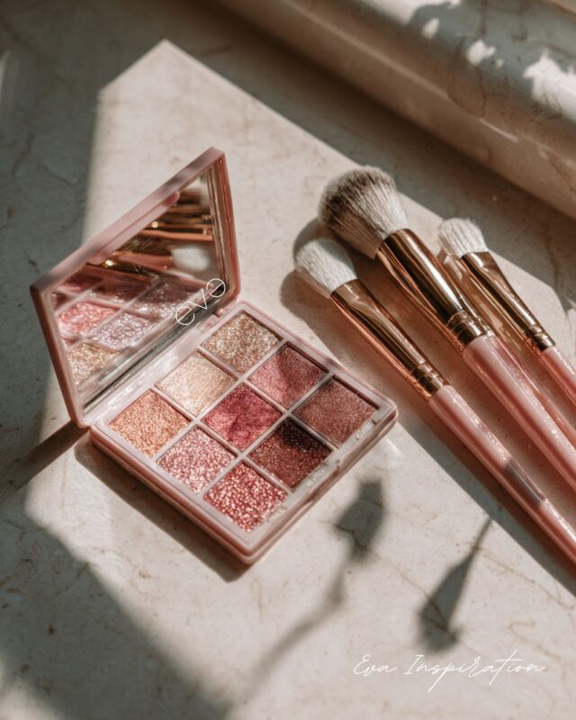 pinceaux paupieres application fards glitter