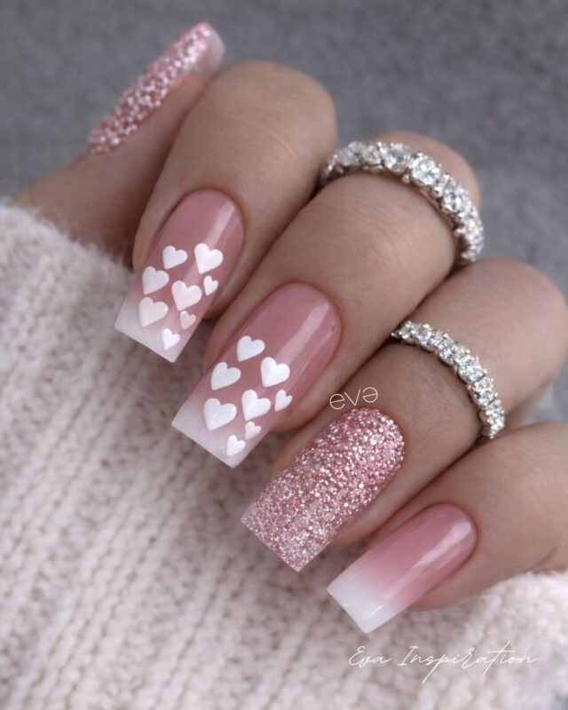 saint valentin ongle carre babyboomer rose et coeur blanc